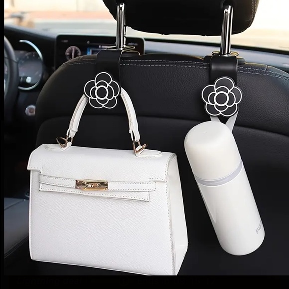 2pcs Camellia-Shaped Car Seat Back Hooks - Sleek Hidden Storage Solution - Picture 5 of 6